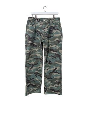 NWT Flamingals Camo Pants 30x31